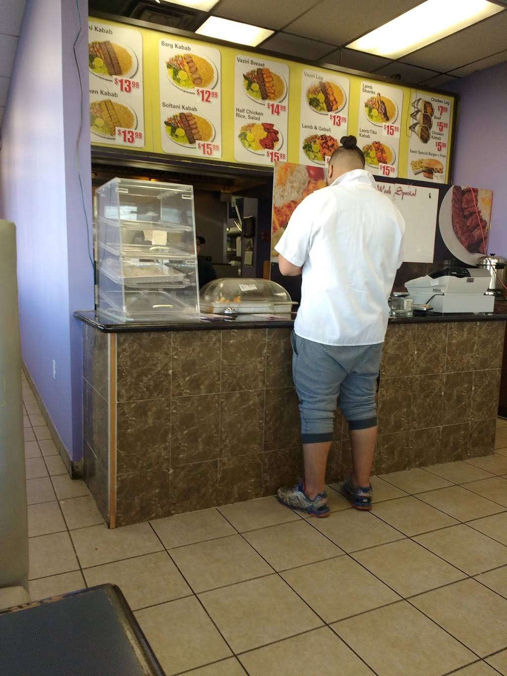 Samir Kabab House | restaurant | 800 Queenston Rd, Stoney Creek, ON L8G 2N4, Canada | 9056620060 OR +1 905-662-0060