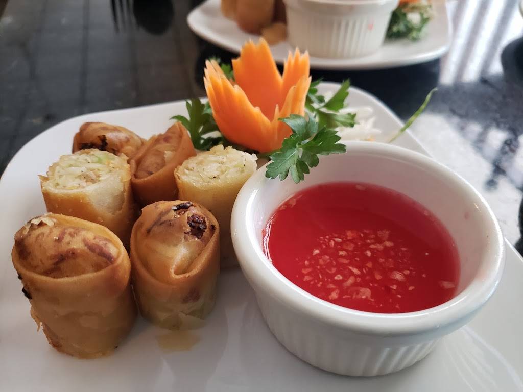 Siam Garden Thai Restaurant | restaurant | 3125 Dr M.L.K. Jr St N, St. Petersburg, FL 33704, USA | 7278220613 OR +1 727-822-0613