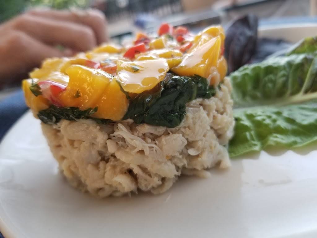 Moonshadows Restaurant | restaurant | 132 E Main St, Luray, VA 22835, USA | 5407431911 OR +1 540-743-1911