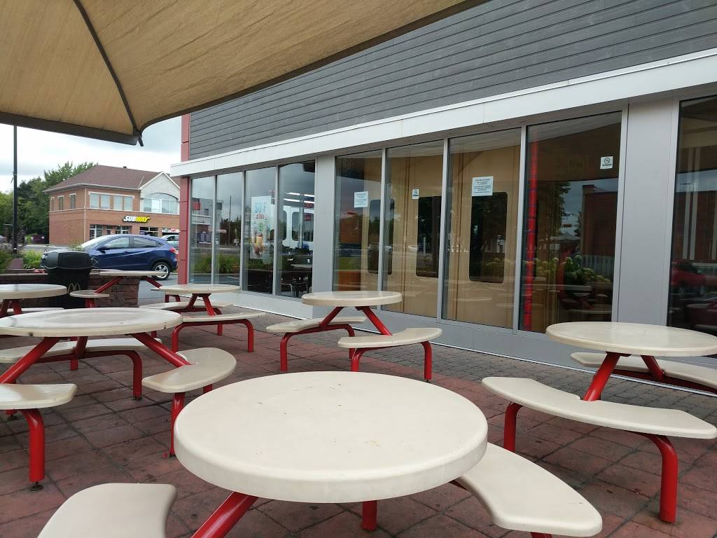 McDonalds | cafe | 899 Boulevard de Périgny, Chambly, QC J3L 4Y2, Canada | 4506585775 OR +1 450-658-5775