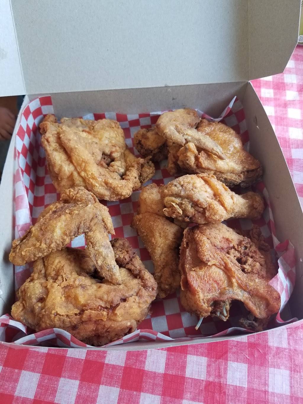 Southern Crispy Chicken | restaurant | 514 Main St N, Mount Forest, ON N0G 2L1, Canada | 5195096000 OR +1 519-509-6000