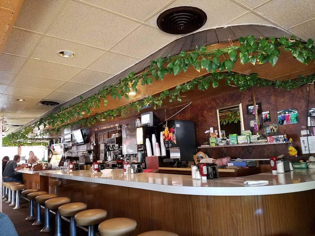 Cordaros Restaurant and Bar | restaurant | 186 Grandview Ave, Honesdale, PA 18431, USA | 5702533713 OR +1 570-253-3713