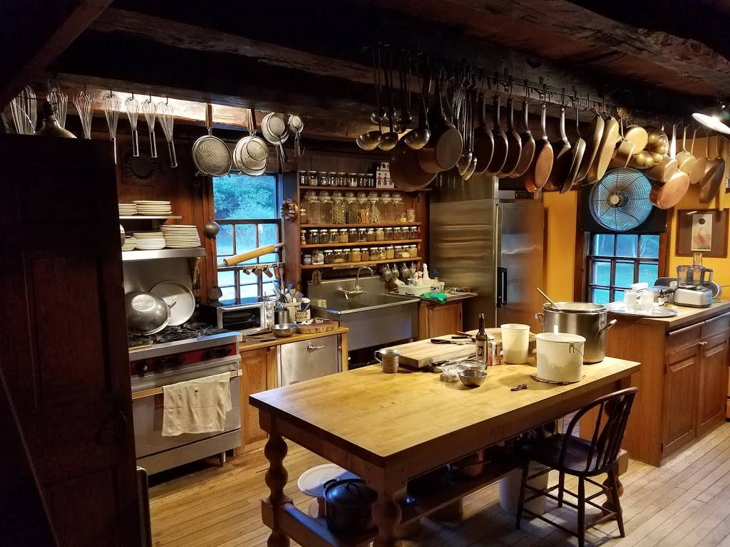 The Crystal Quail | restaurant | 202 Pitman Rd, Center Barnstead, NH 03225, USA | 6032694151 OR +1 603-269-4151