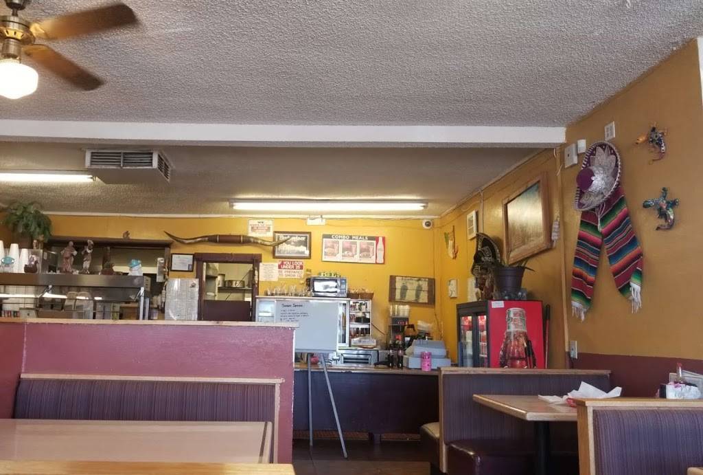 Juanitos Place | restaurant | 105 W Ave I, Lancaster, CA 93535, USA | 6619488811 OR +1 661-948-8811