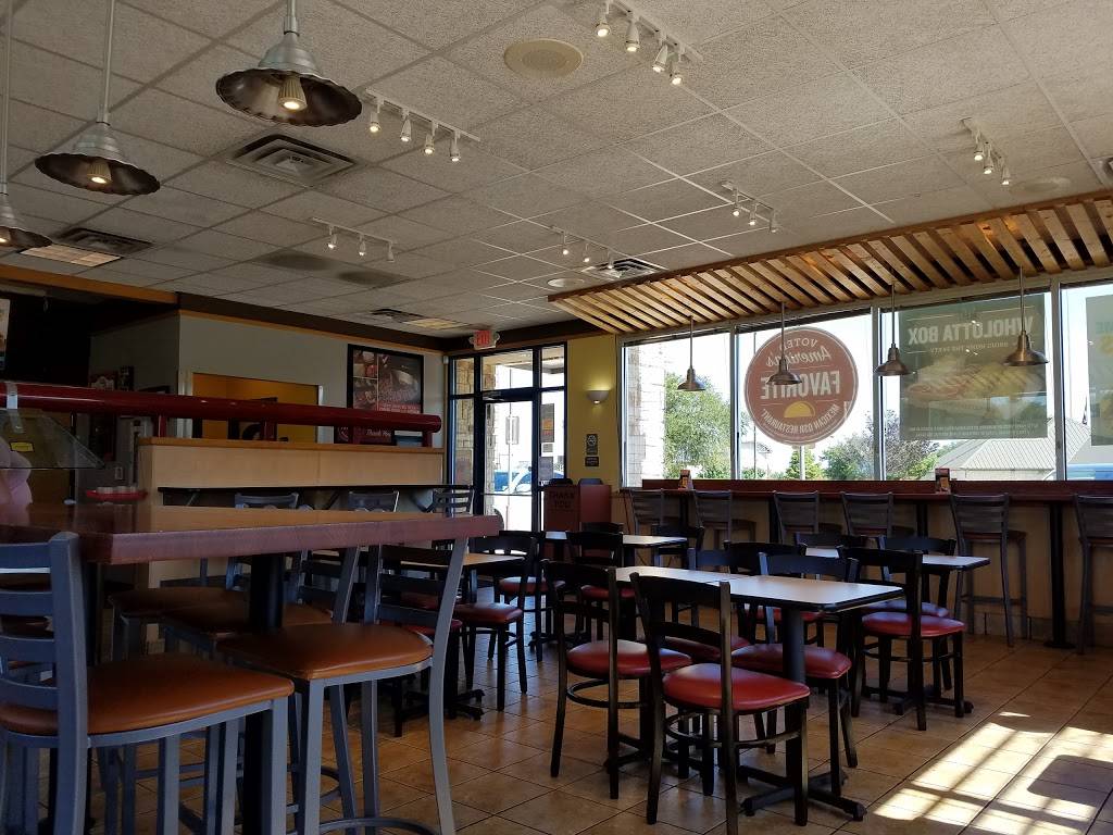 Taco Bueno | restaurant | 445 N Clark Rd, Cedar Hill, TX 75104, USA | 4692725410 OR +1 469-272-5410