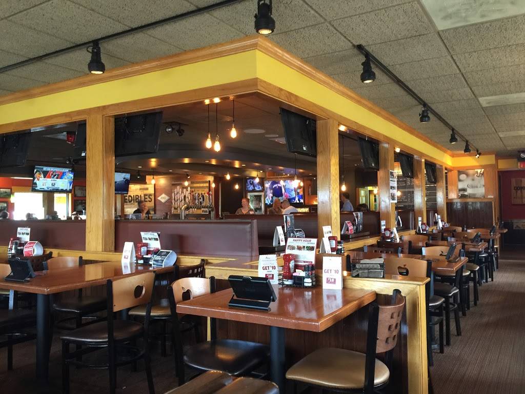 Applebees Grill + Bar | restaurant | 455 Haggerty Hwy, Commerce Charter Twp, MI 48390, USA | 2489268060 OR +1 248-926-8060