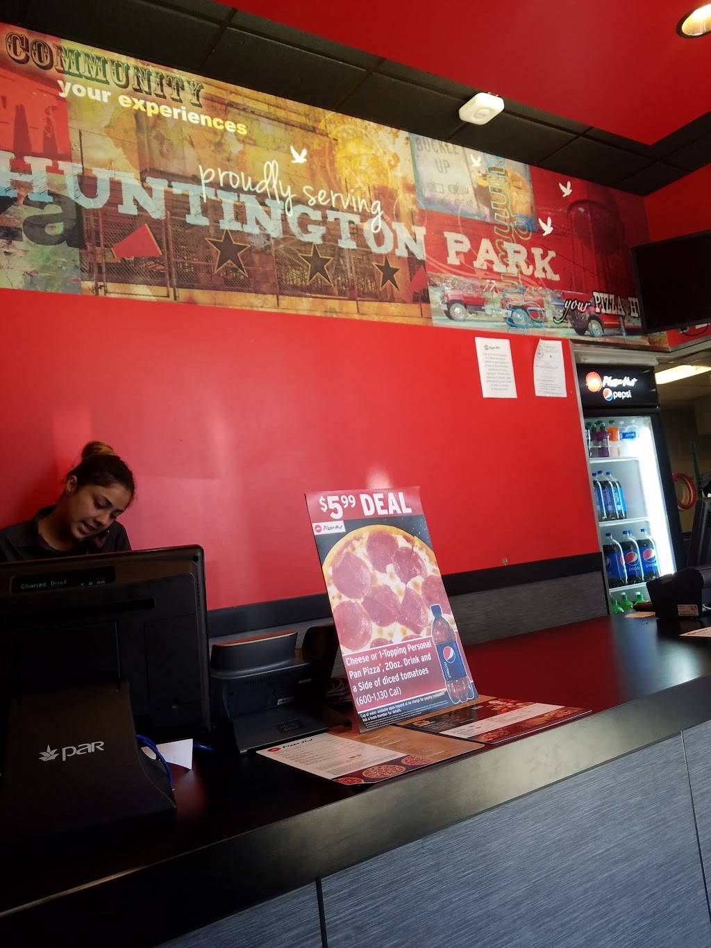 Pizza Hut | restaurant | 6048 Pacific Blvd, Huntington Park, CA 90255, USA | 3235852500 OR +1 323-585-2500