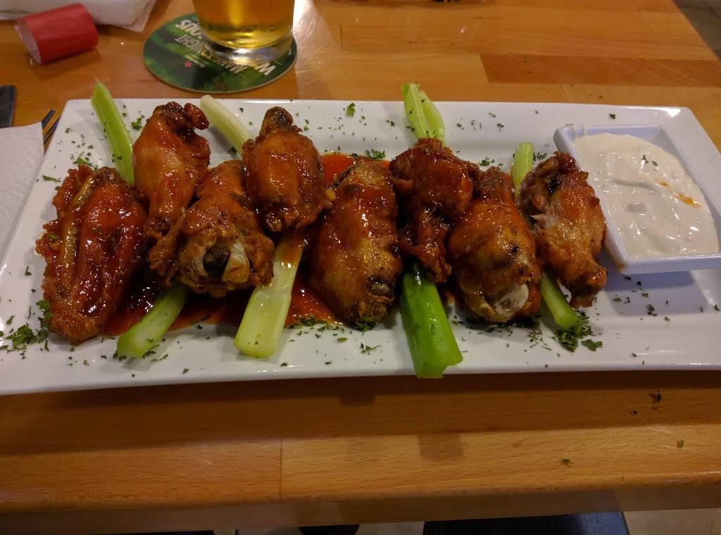 End Zone Sports Bar & Grill | restaurant | 2859 University Ave, San Diego, CA 92104, USA | 6196772928 OR +1 619-677-2928