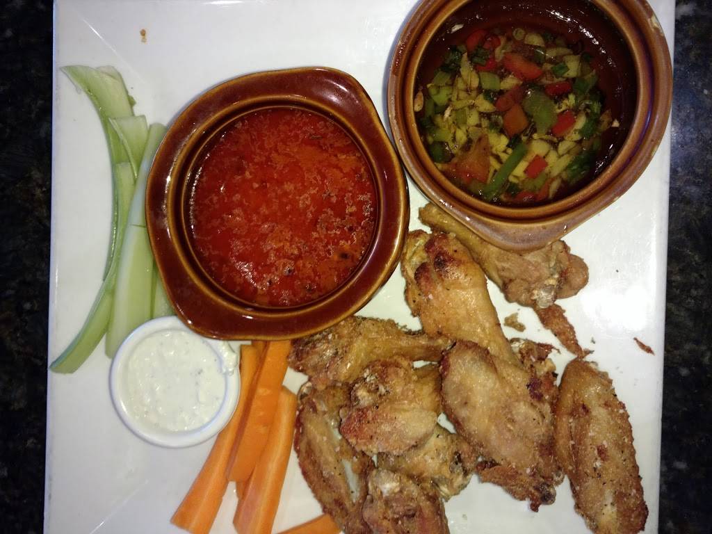 Rockwells Bar & Grill | restaurant | 60 Terry Rd #7, Smithtown, NY 11787, USA | 6313608900 OR +1 631-360-8900