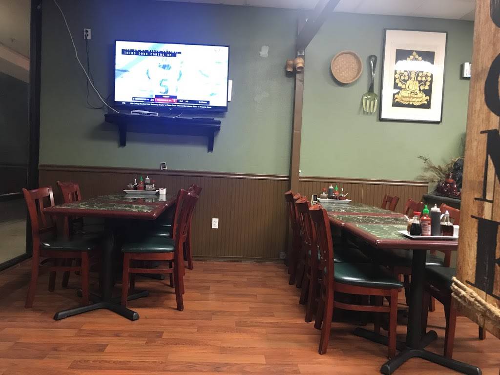 KBs Thai Hut | restaurant | ste f, 8055 Elk Grove Florin Rd, Sacramento, CA 95829, USA | 9166818286 OR +1 916-681-8286