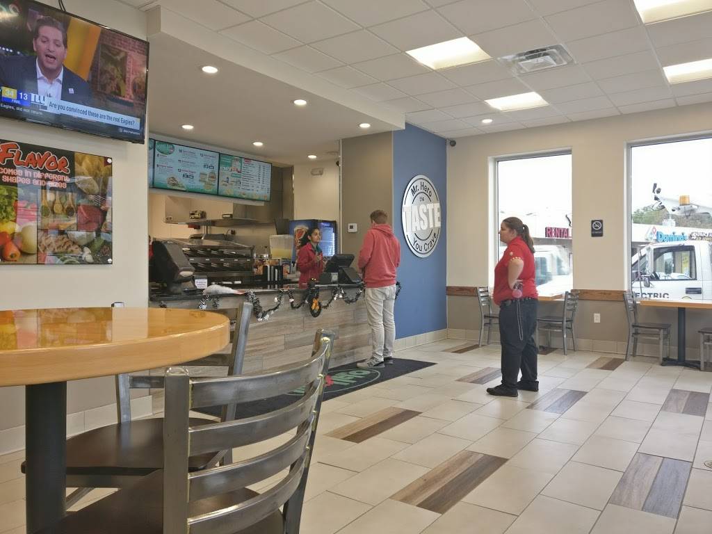 Mr. Hero | restaurant | 5612 Youngstown Warren Rd, Niles, OH 44446, USA | 3305745100 OR +1 330-574-5100