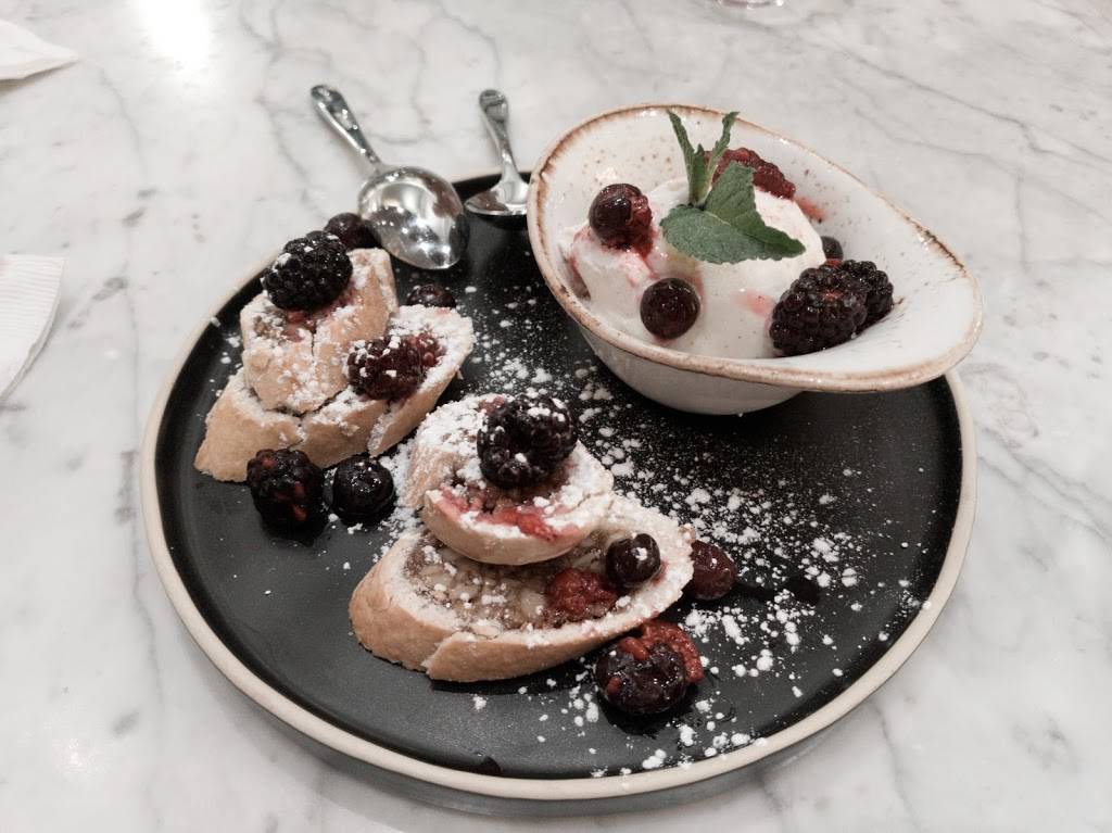 Volturno Framingham | restaurant | 1 Edgell Rd, Framingham, MA 01701, USA | 5088757105 OR +1 508-875-7105