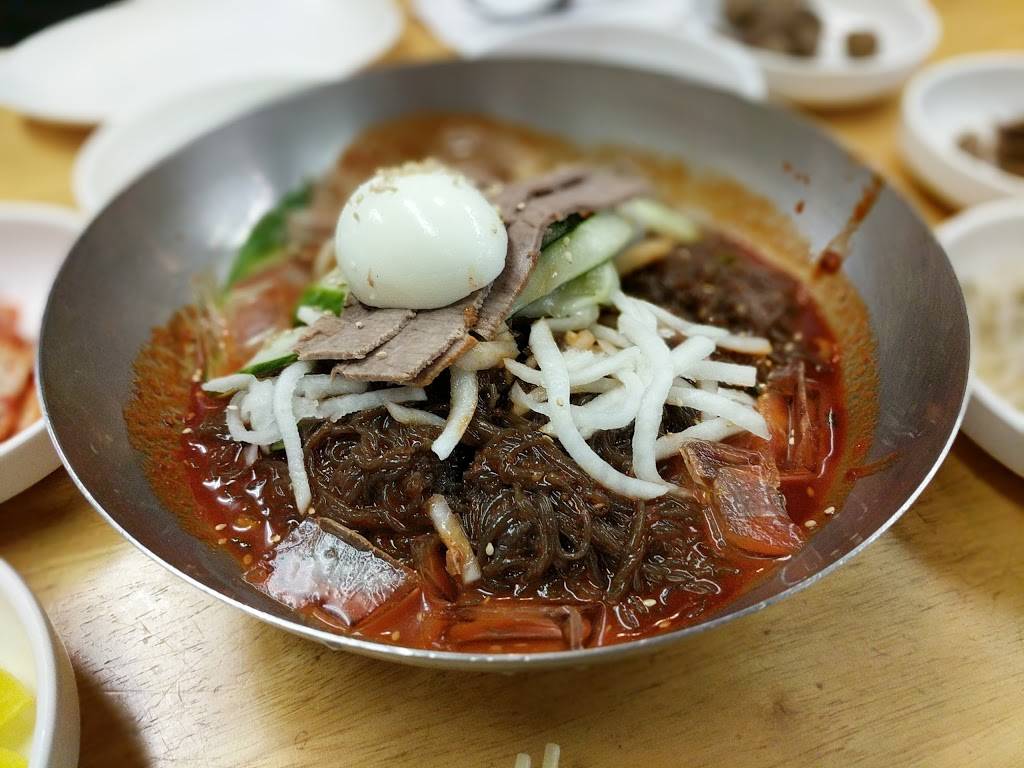 Island Style | restaurant | 3909 W Sahara Ave #1, Las Vegas, NV 89102, USA | 7028711911 OR +1 702-871-1911