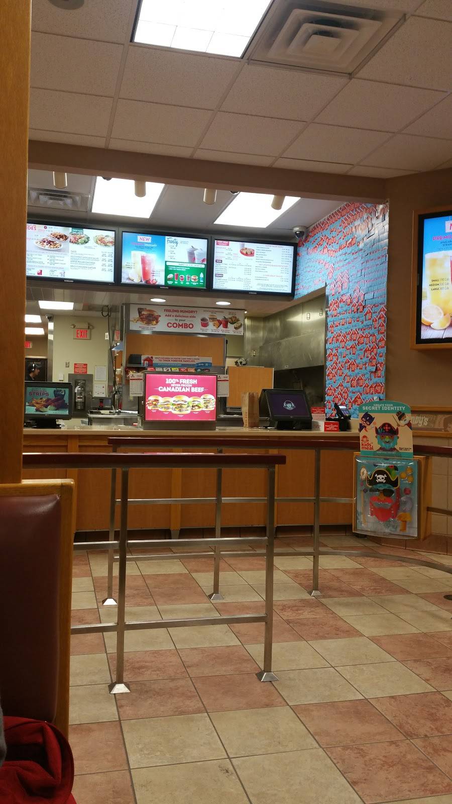 Wendys | restaurant | 275 Fourth Street Rr 3, St. Catharines, ON L2R 6P9, Canada | 9059881600 OR +1 905-988-1600