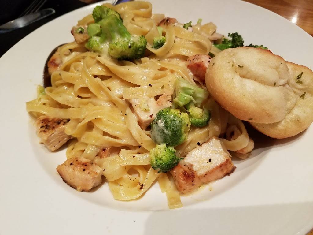 BJs Restaurant & Brewhouse | restaurant | 1325 Rancho Vista Blvd, Palmdale, CA 93551, USA | 6615389040 OR +1 661-538-9040