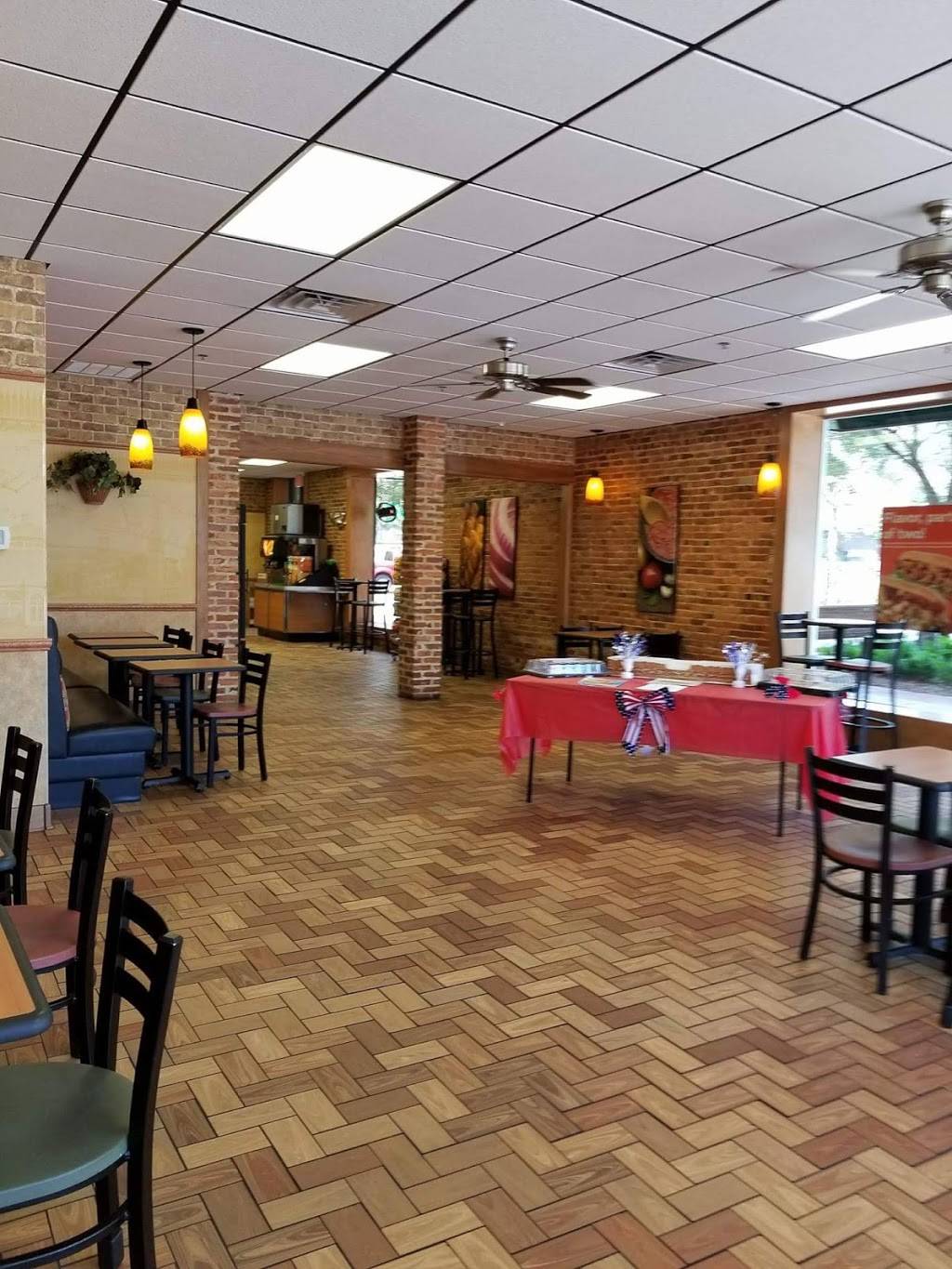 Subway | restaurant | 97 S Pine Ave, Inverness, FL 34450, USA | 3523448996 OR +1 352-344-8996