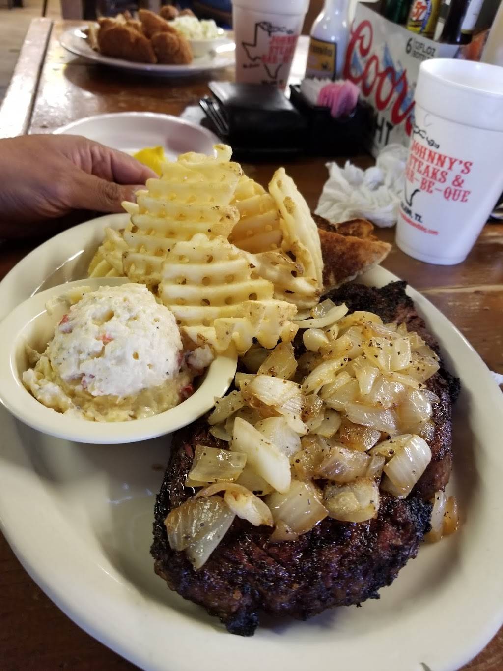 Johnnys Steaks & Bar-Be-Que | restaurant | 301 Thomas Arnold Rd, Salado, TX 76571, USA | 2549474663 OR +1 254-947-4663