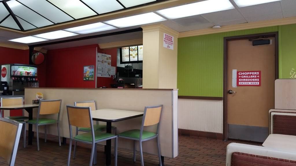 Del Taco | meal takeaway | 21920 Lassen St, Chatsworth, CA 91311, USA | 8187094058 OR +1 818-709-4058