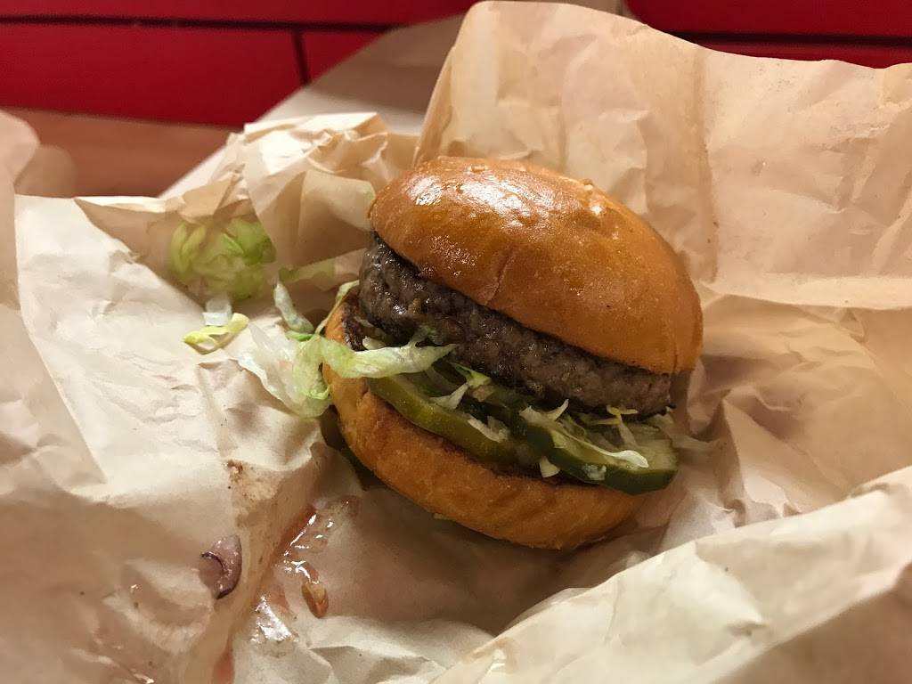 Little Big Burger - Progress Ridge | restaurant | 12345 SW Horizon Blvd #41, Beaverton, OR 97007, USA | 5033524918 OR +1 503-352-4918