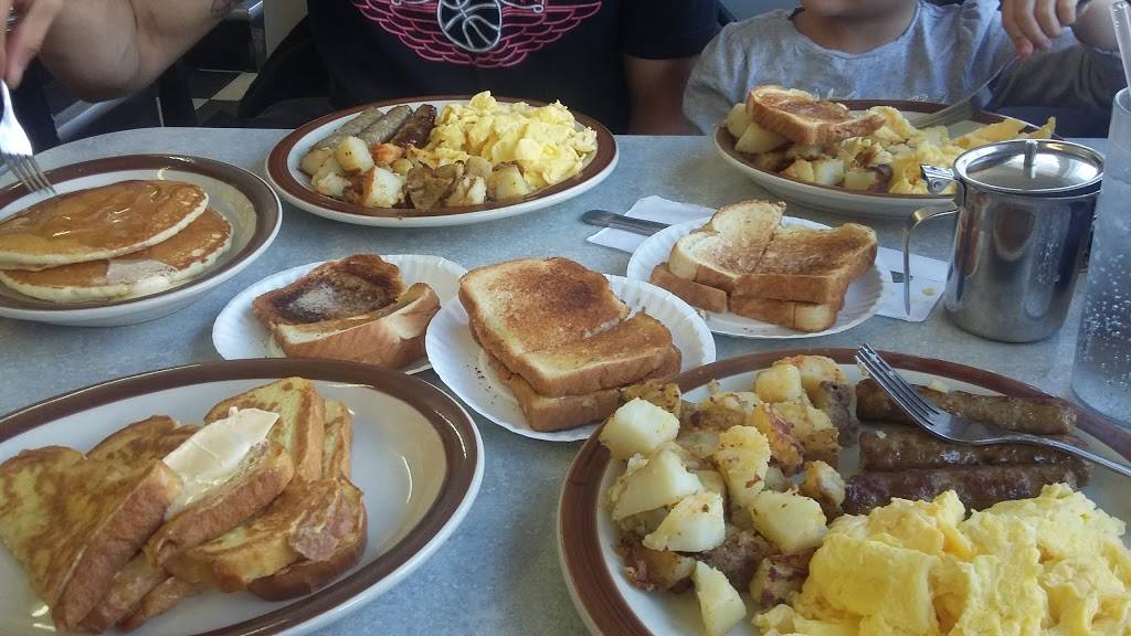 50/50 Diner | restaurant | 440 River St, Fitchburg, MA 01420, USA | 9783458030 OR +1 978-345-8030