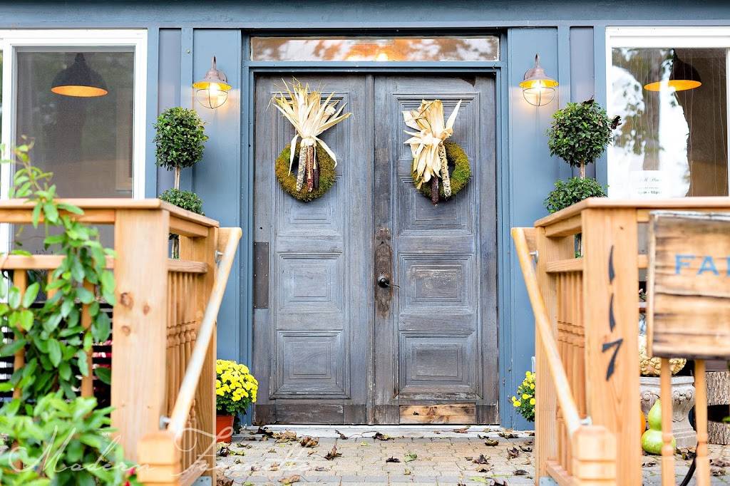 Farmhouse on North | restaurant | 117 North Ave, Barrington, IL 60010, USA | 8473873408 OR +1 847-387-3408