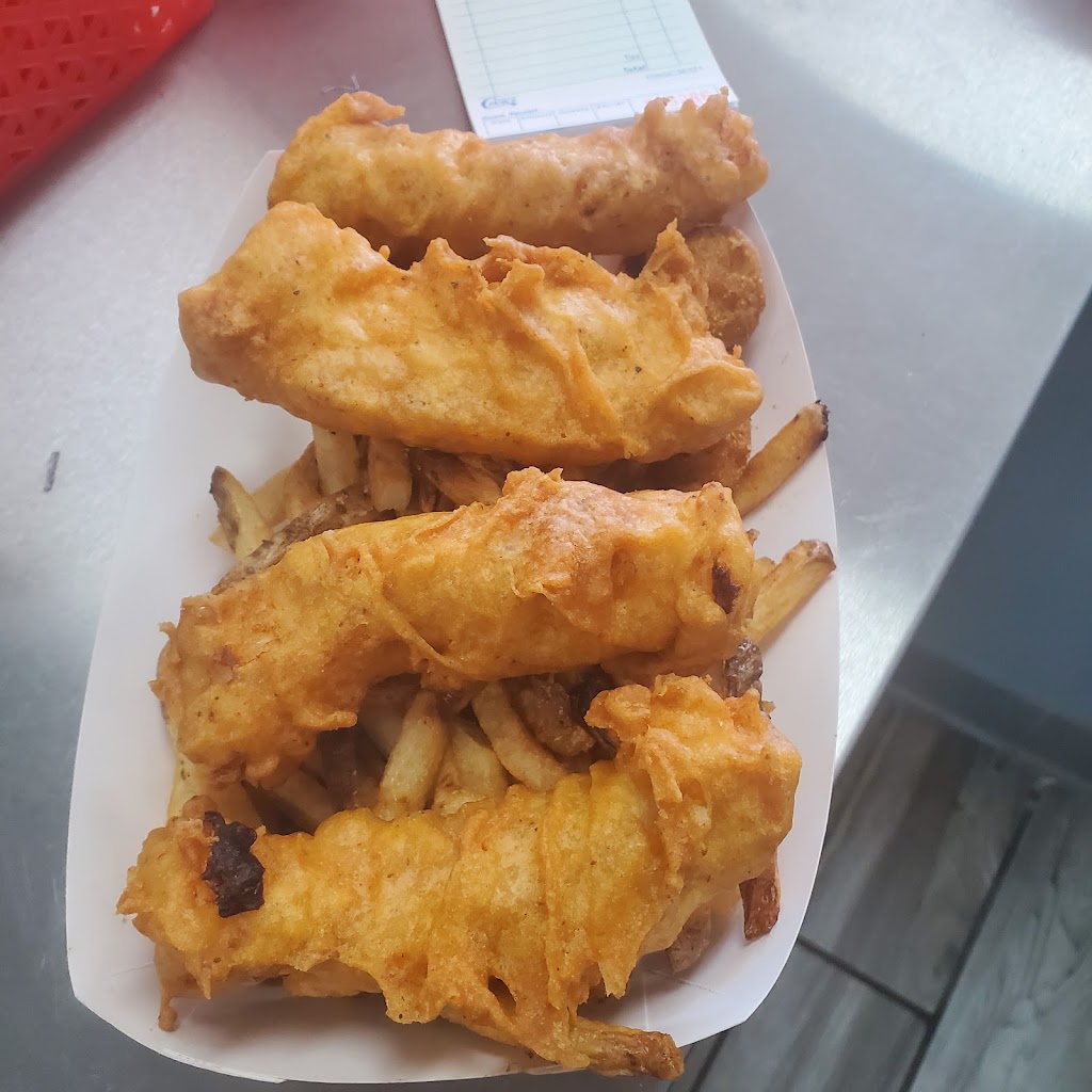 Get hooked fish fry and market | restaurant | 20200 CA-18 Unit A, Apple Valley, CA 92307, USA | 7609469006 OR +1 760-946-9006