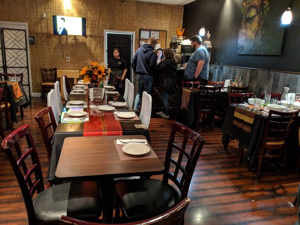 Xays Kitchen Laos & Thai Cuisine | restaurant | 35 White St unit 4, Danbury, CT 06810, USA | 2039174633 OR +1 203-917-4633