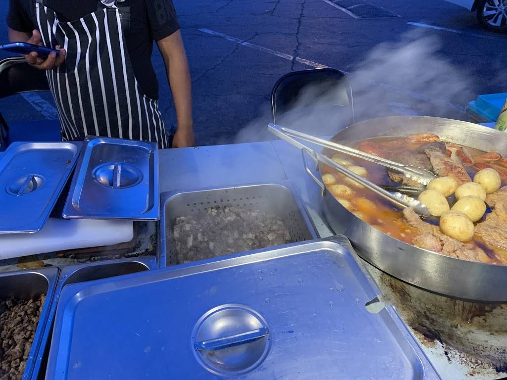 Taqueria nosotros los guapos | restaurant | 1401-1413 S Soto St, Los Angeles, CA 90023, USA | 3238848280 OR +1 323-884-8280