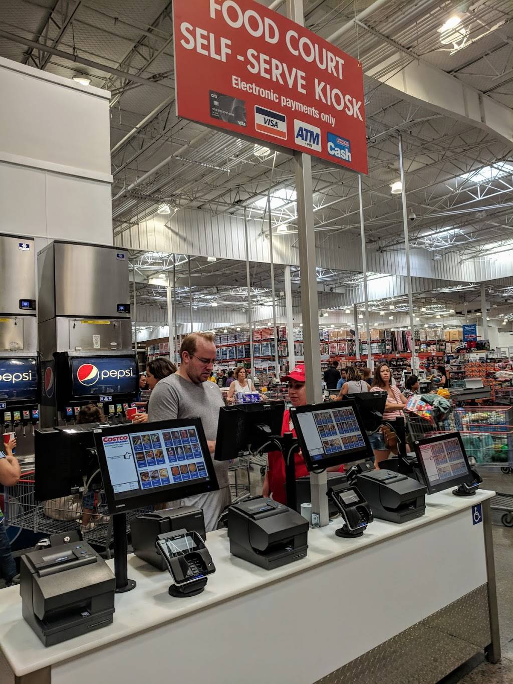 Costco Food Court | meal takeaway | 2400 Monument Blvd, Concord, CA 94520, USA | 9255664020 OR +1 925-566-4020