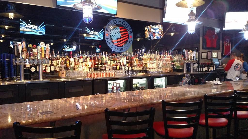 Field House | restaurant | 2042 E Copper Ave #101, Fresno, CA 93730, USA | 5594338750 OR +1 559-433-8750