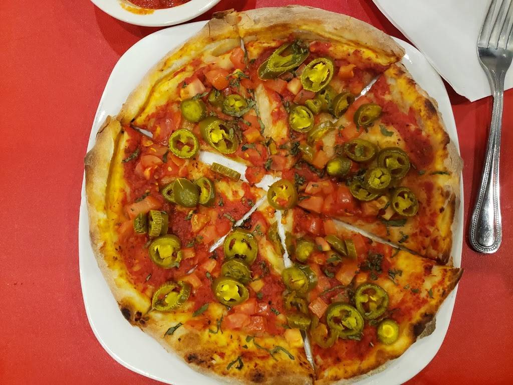 Goombas Pizzeria | restaurant | 2395 S Hwy 27, Clermont, FL 34711, USA | 3529894403 OR +1 352-989-4403