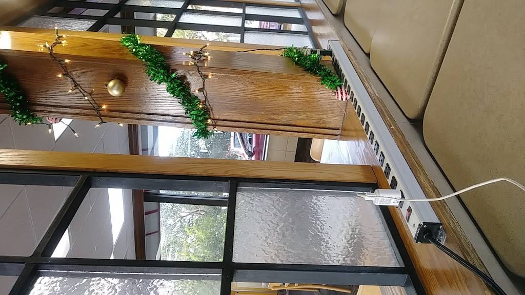 Wendys | restaurant | 1150 S Babcock St, Melbourne, FL 32901, USA | 3217271202 OR +1 321-727-1202