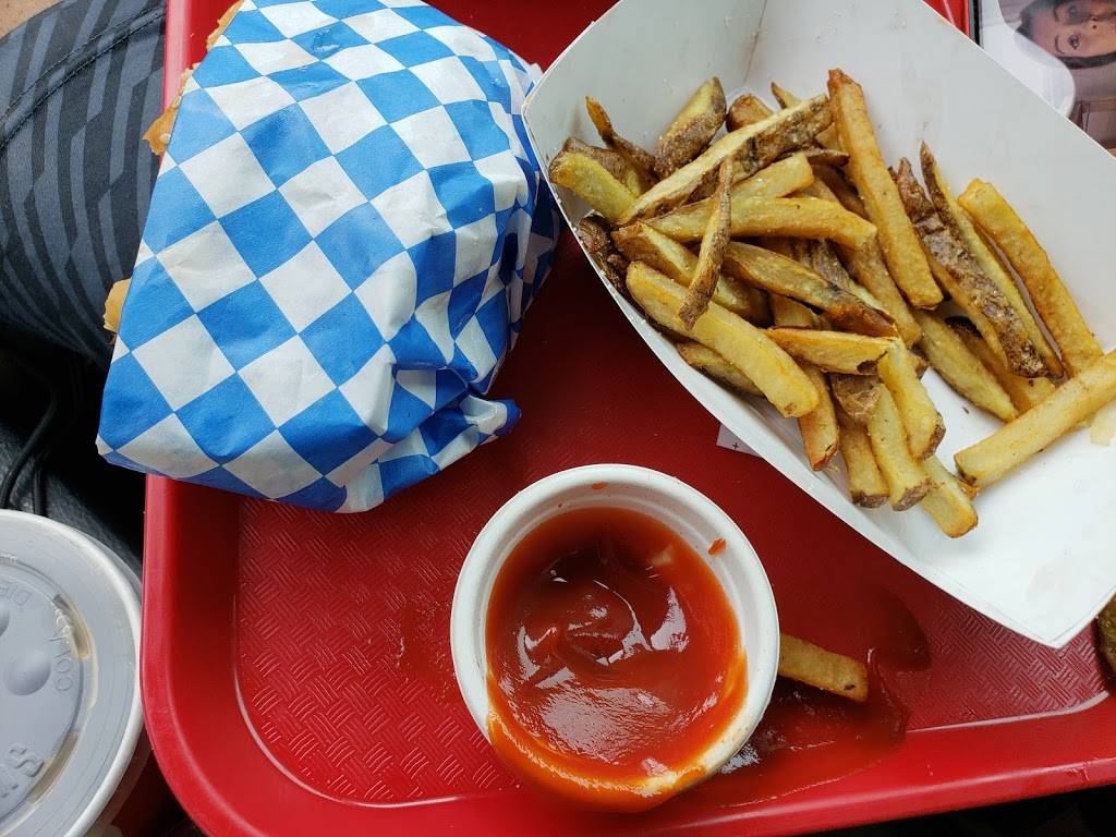 Frosty | restaurant | 18358 Main St, Jamestown, CA 95327, USA | 2099843444 OR +1 209-984-3444