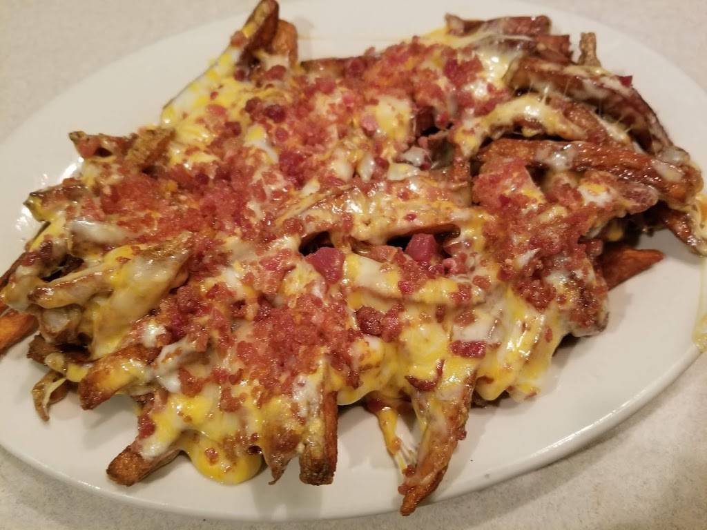 Merks Place | restaurant | 2106 W 3rd St, Farmville, VA 23901, USA | 4343924746 OR +1 434-392-4746