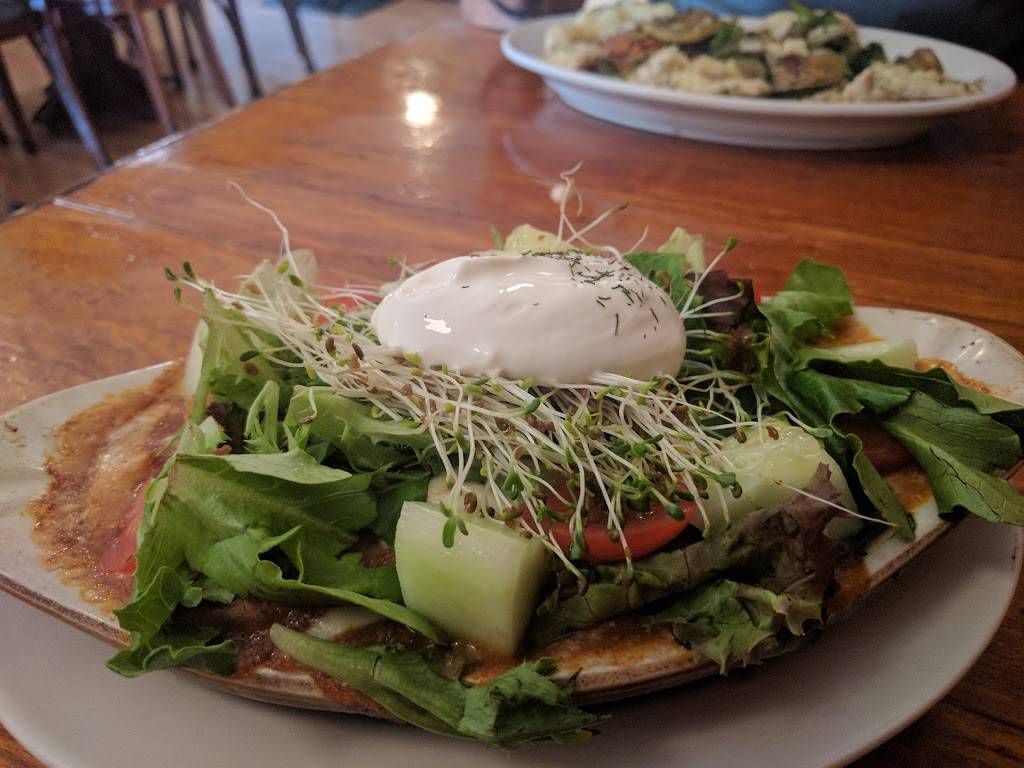 Whole in the Wall | restaurant | 43 S Washington St, Binghamton, NY 13903, USA | 6077225138 OR +1 607-722-5138