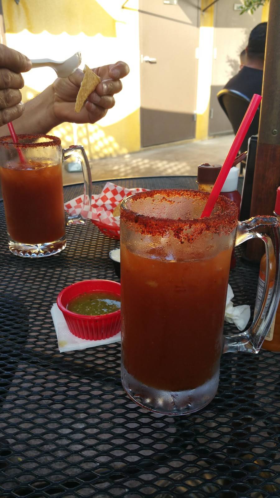 Mariscos El Rey 2 | restaurant | 3912 Tweedy Blvd, South Gate, CA 90280, USA | 3235630253 OR +1 323-563-0253