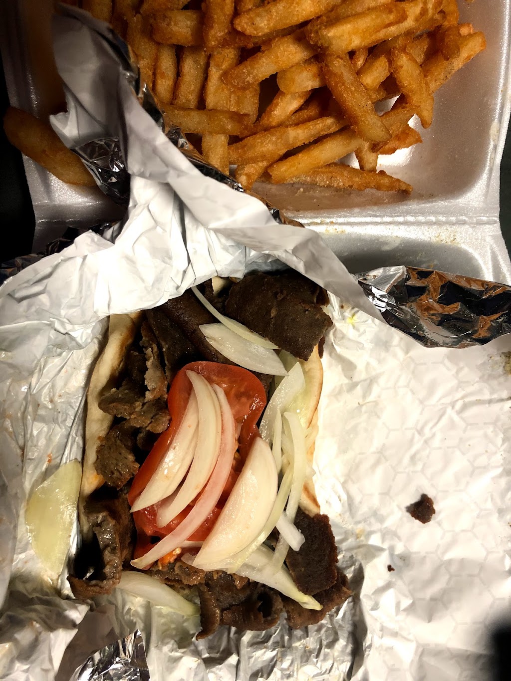 Fryerz | restaurant | 809 S Layton Blvd, Milwaukee, WI 53215, USA | 4142265509 OR +1 414-226-5509