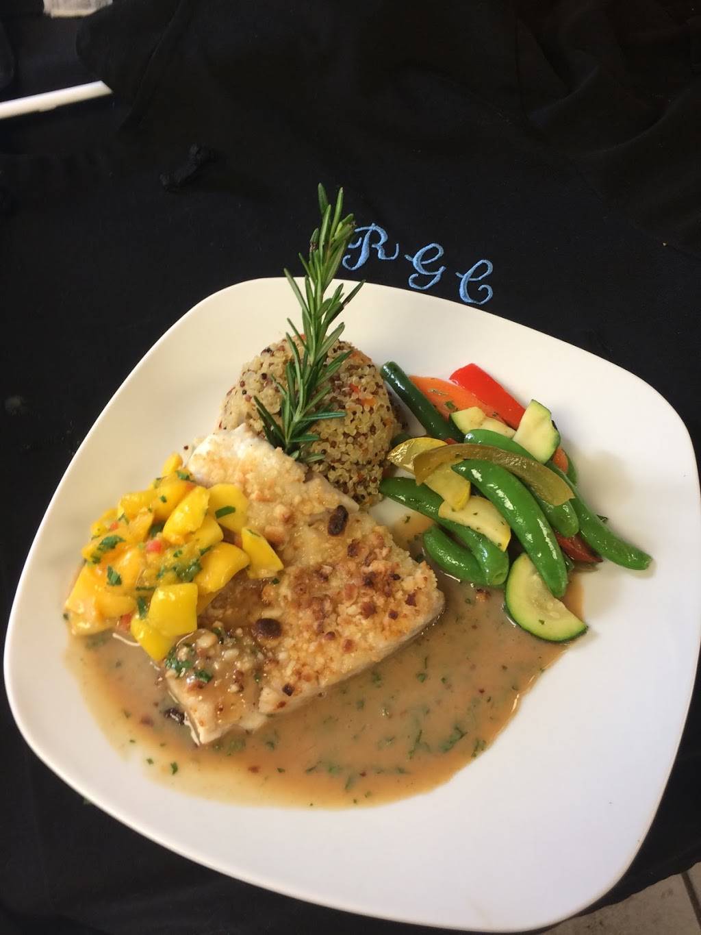 Riverside Golf Club | restaurant | 3459 14th Ave, Menominee, MI 49858, USA | 9068634837 OR +1 906-863-4837