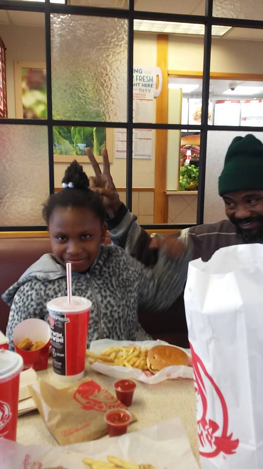 Wendys | restaurant | 8331 W Brown Deer Rd, Milwaukee, WI 53223, USA | 4143550967 OR +1 414-355-0967