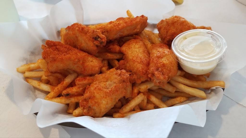 Crab Pub | restaurant | 6011 El Cajon Blvd, San Diego, CA 92115, USA | 6192296679 OR +1 619-229-6679