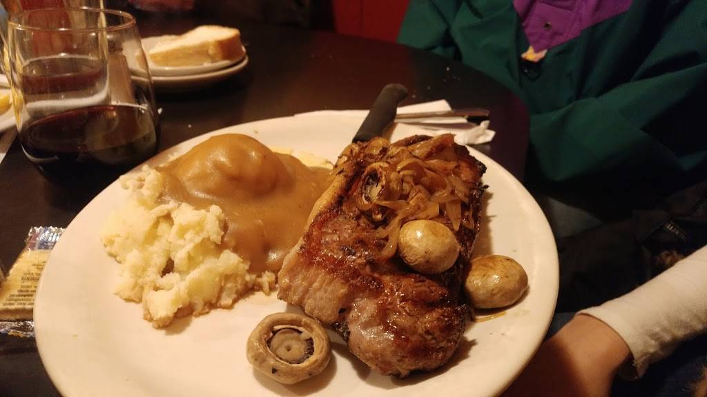 Bernies Dining Depot | restaurant | 749 James St, Chicopee, MA 01020, USA | 4135399268 OR +1 413-539-9268