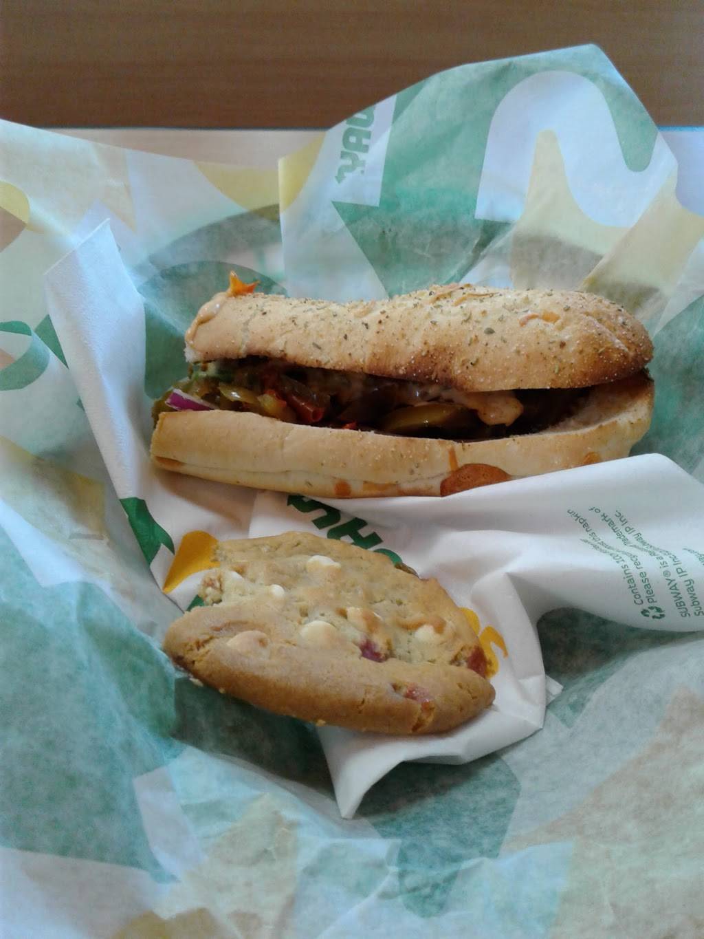 Subway Restaurants | restaurant | 6080 Okeechobee Blvd, West Palm Beach, FL 33417, USA | 5616862299 OR +1 561-686-2299