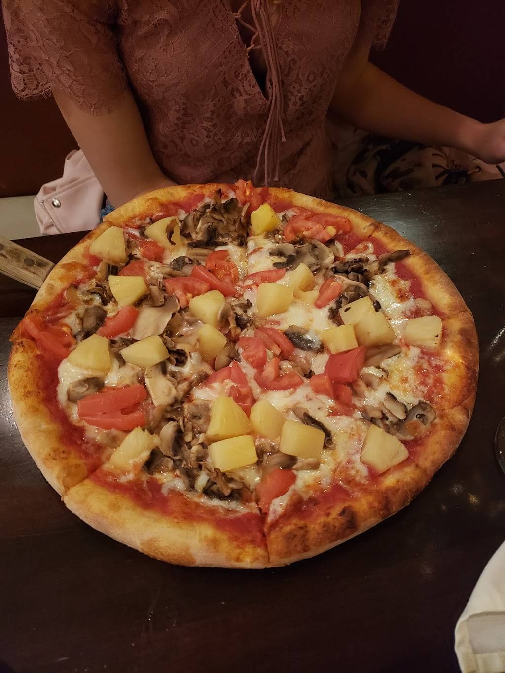 Bella Napoli | restaurant | 350 Mountain Rd, Pasadena, MD 21122, USA | 4102559400 OR +1 410-255-9400