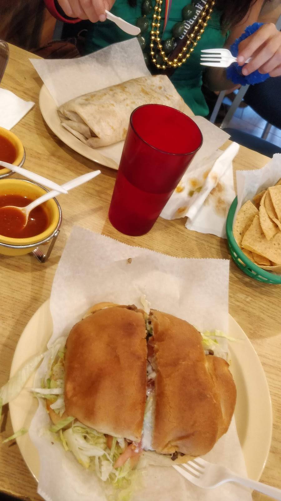 El Burrito Mexicano | restaurant | 936 W Addison St, Chicago, IL 60613, USA | 7733276991 OR +1 773-327-6991