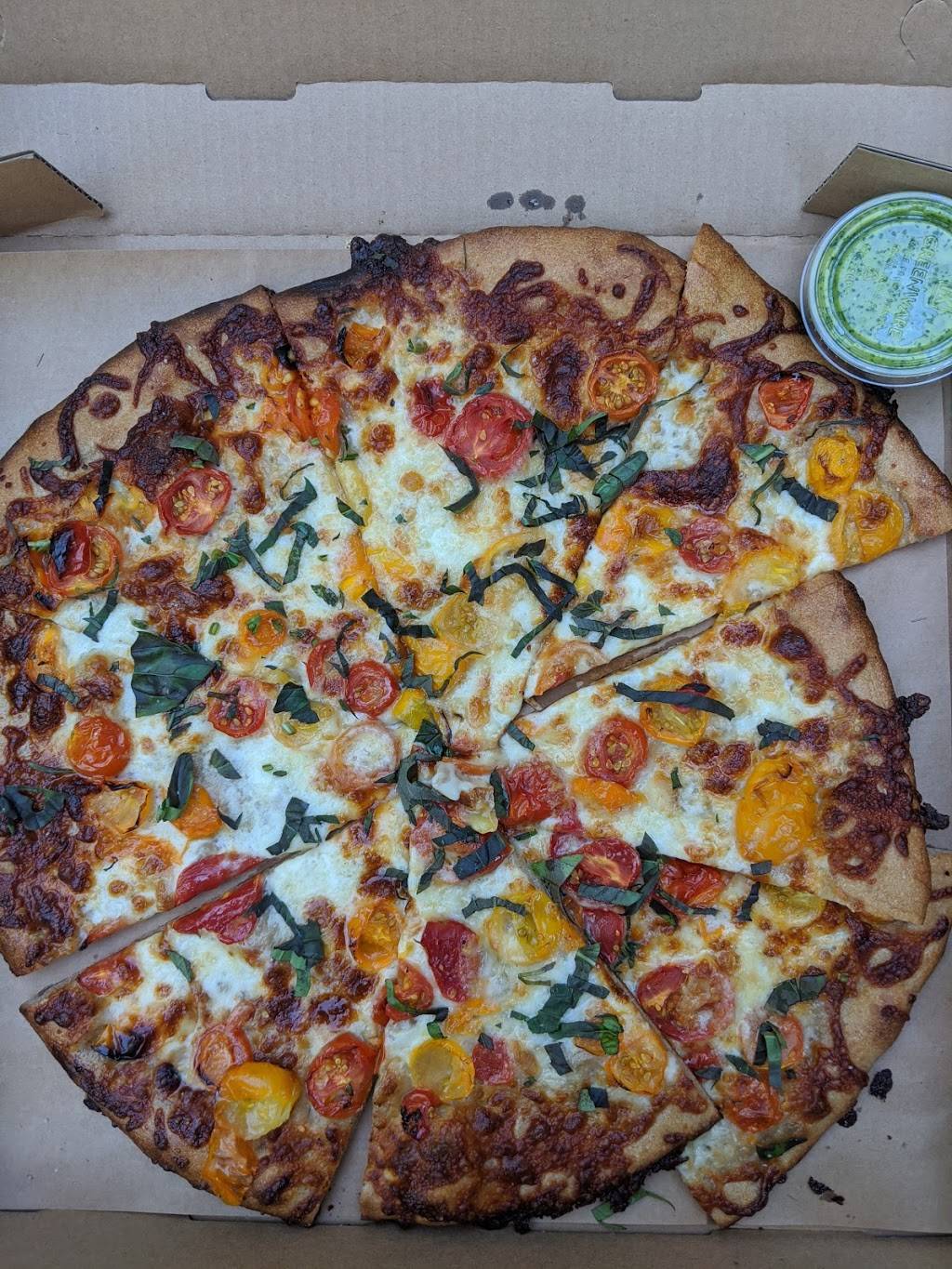 Majka Pizzeria & Bakery | restaurant | 1704 15th St, Sacramento, CA 95814, USA | 9165729316 OR +1 916-572-9316