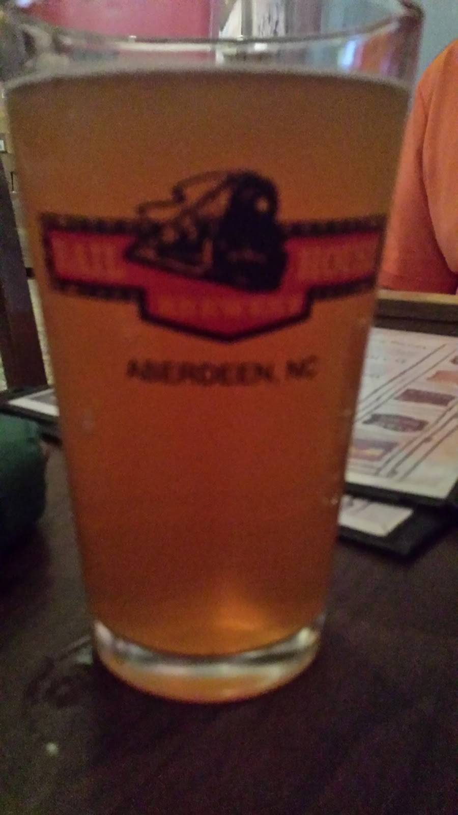 Railhouse Brewery | restaurant | 105 E South St, Aberdeen, NC 28315, USA | 9107835280 OR +1 910-783-5280