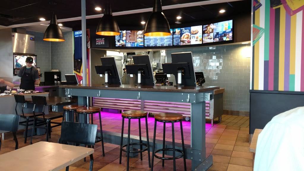 Taco Bell | meal takeaway | 153 N State Rd 135, Greenwood, IN 46142, USA | 3178897625 OR +1 317-889-7625