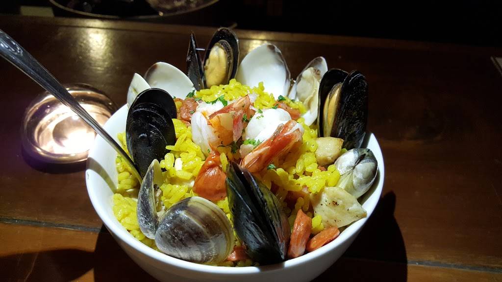 Phlight | restaurant | 6724 Bright Ave B, Whittier, CA 90601, USA | 5627890578 OR +1 562-789-0578