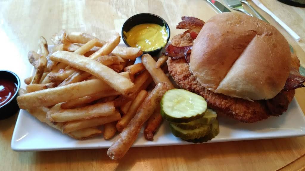 One10 West Main | restaurant | 110 W 300 N, Albion, IN 46701, USA | 2606368965 OR +1 260-636-8965