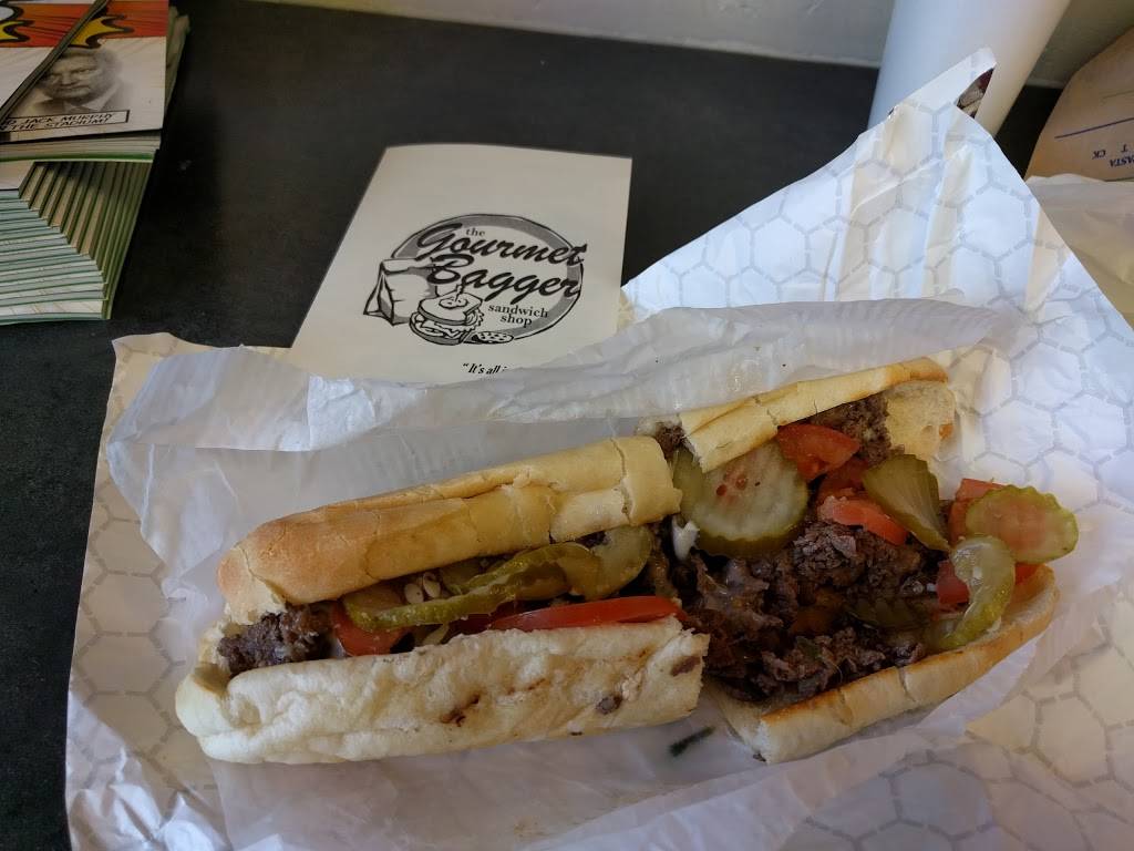 The Gourmet Bagger | restaurant | 3357 Rosecrans St, San Diego, CA 92110, USA | 6195230590 OR +1 619-523-0590